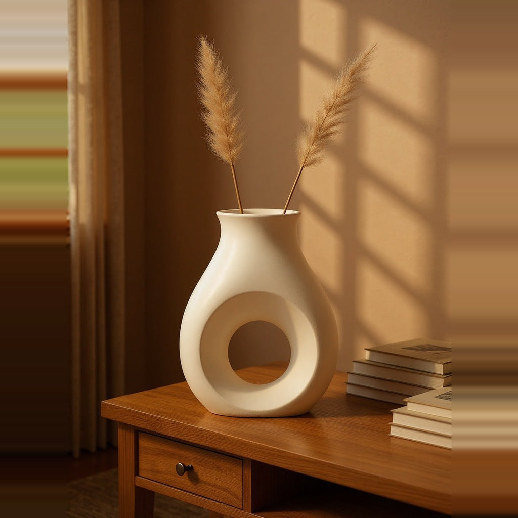Sella Vase